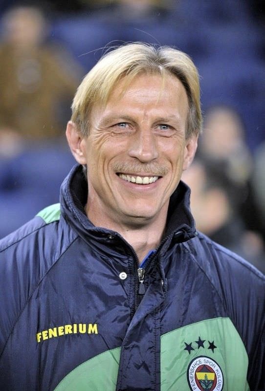 FB Things tweet media