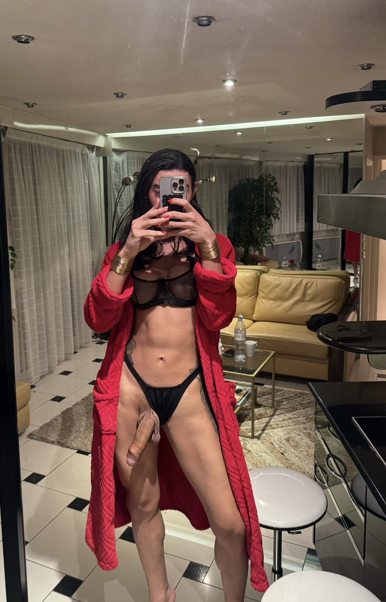 DEBORAH SOUSA 23k 🇧🇷 tweet media