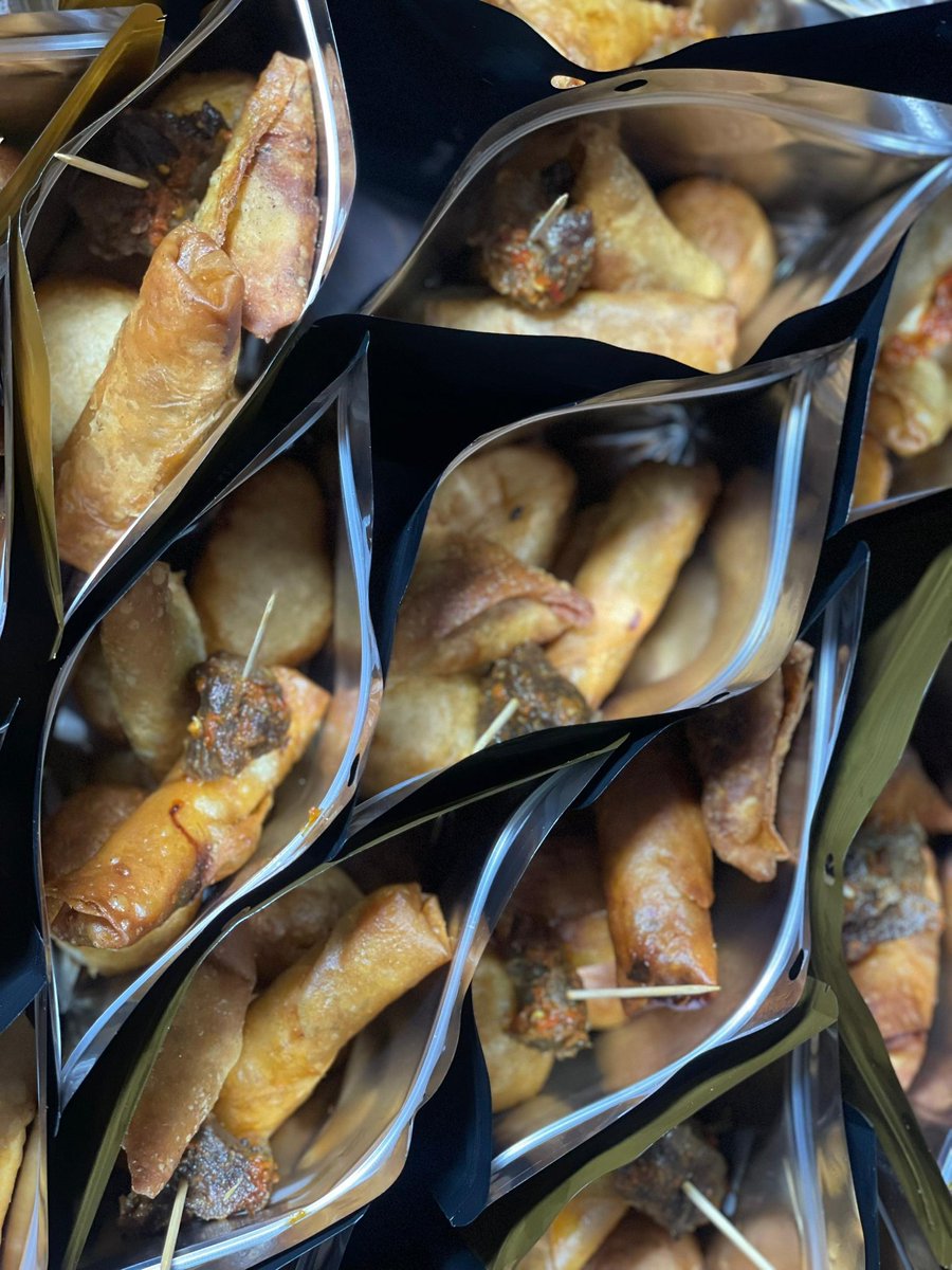 BToastabuja's tweet photo. We are fully open and ready to take your orders for tasty yummy small chops 
#smallchops 
#abujasmallchop 
#smallchop 
#smallchopinabuja https://t.co/hS8bGWBhBE