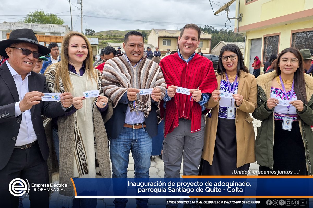 #𝐋𝐚𝐍𝐮𝐞𝐯𝐚𝐄𝐄𝐑𝐒𝐀𝐏𝐫𝐞𝐬𝐞𝐧𝐭𝐞🤝⚡ | El gerente <a href="/Tony_Coronel/">Tony Coronel V∴</a> participó en la inauguración de aceras, bordillos y adoquinado en la parroquia Santiago de Quito – #Colta, reafirmando el compromiso institucional de acompañar obras que impulsan el desarrollo y bienestar de