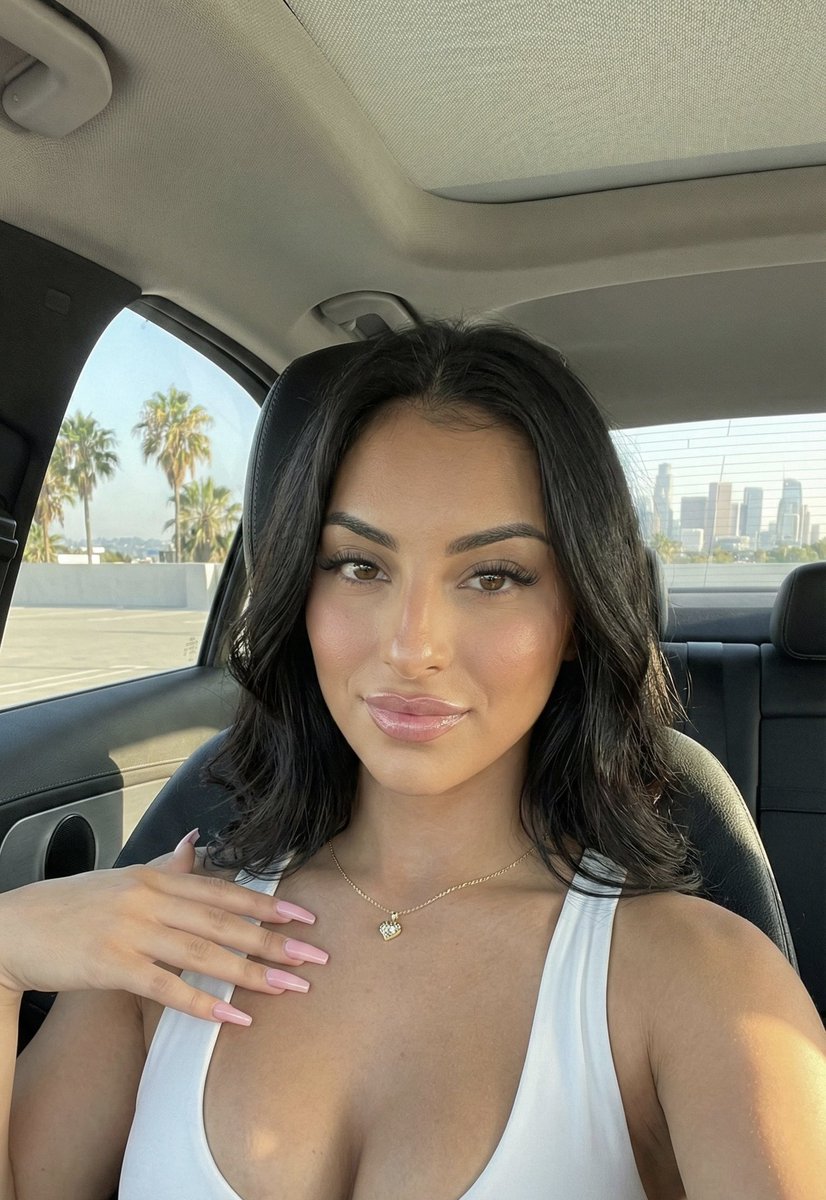 mayarossixox's tweet photo. What vibe do I give? https://t.co/cp8PkQLDT6