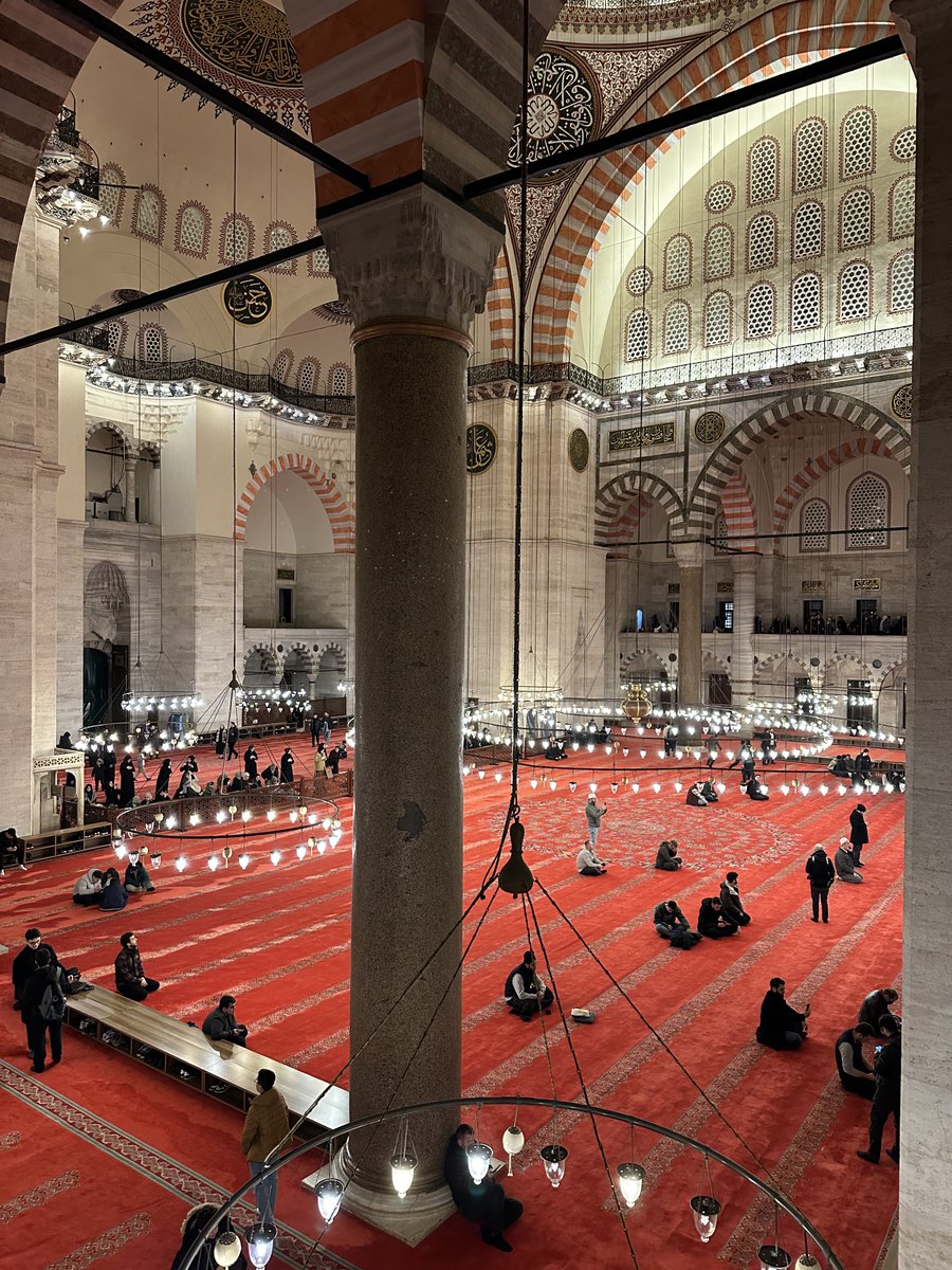 smyye_ts's tweet photo. 1447 Ramazan-ı Şerîfi’nin ilk teravihiydi.. https://t.co/lHICMA2DtE