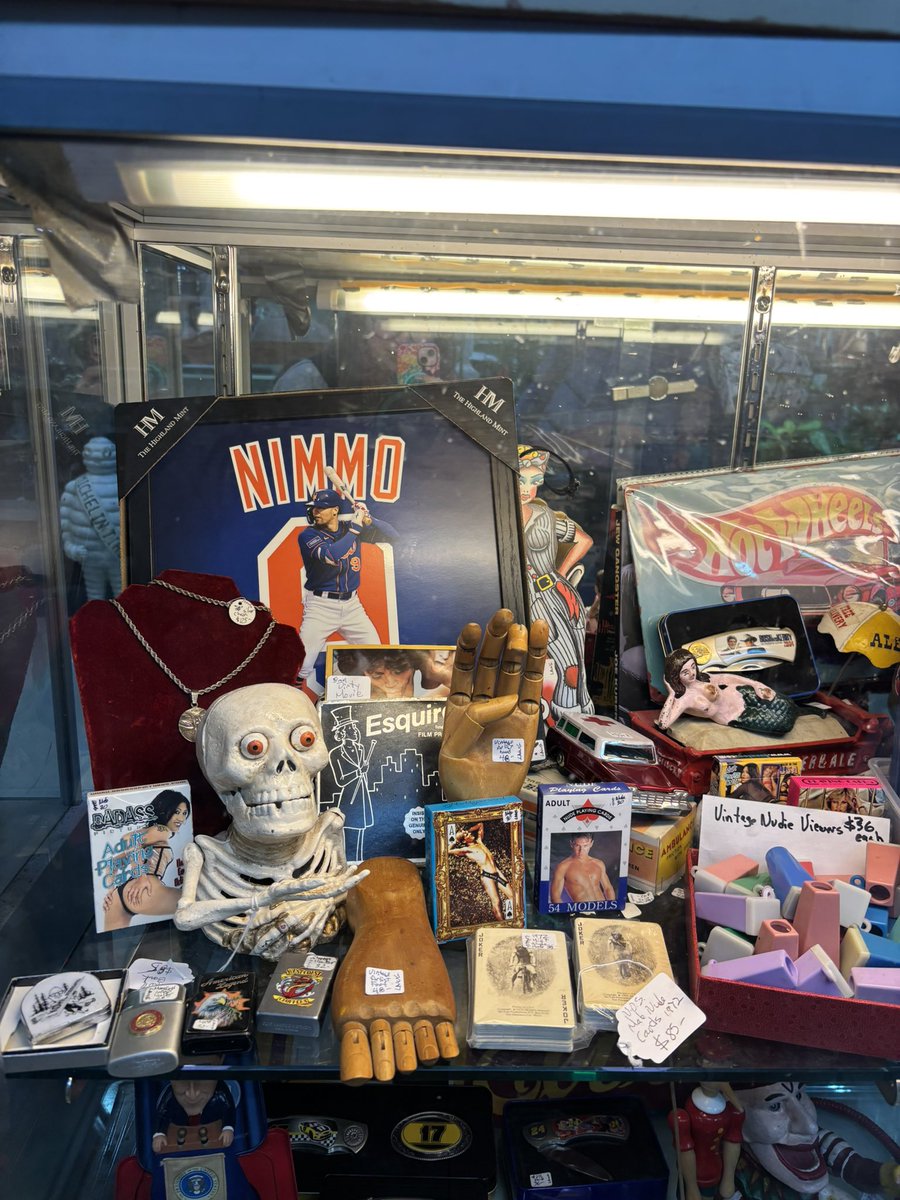 coolandfunnora's tweet photo. went to an antique shop and found brandon nimmo amongst a case of p*rnographic novelties, just as he would want https://t.co/t60OxX3zGJ