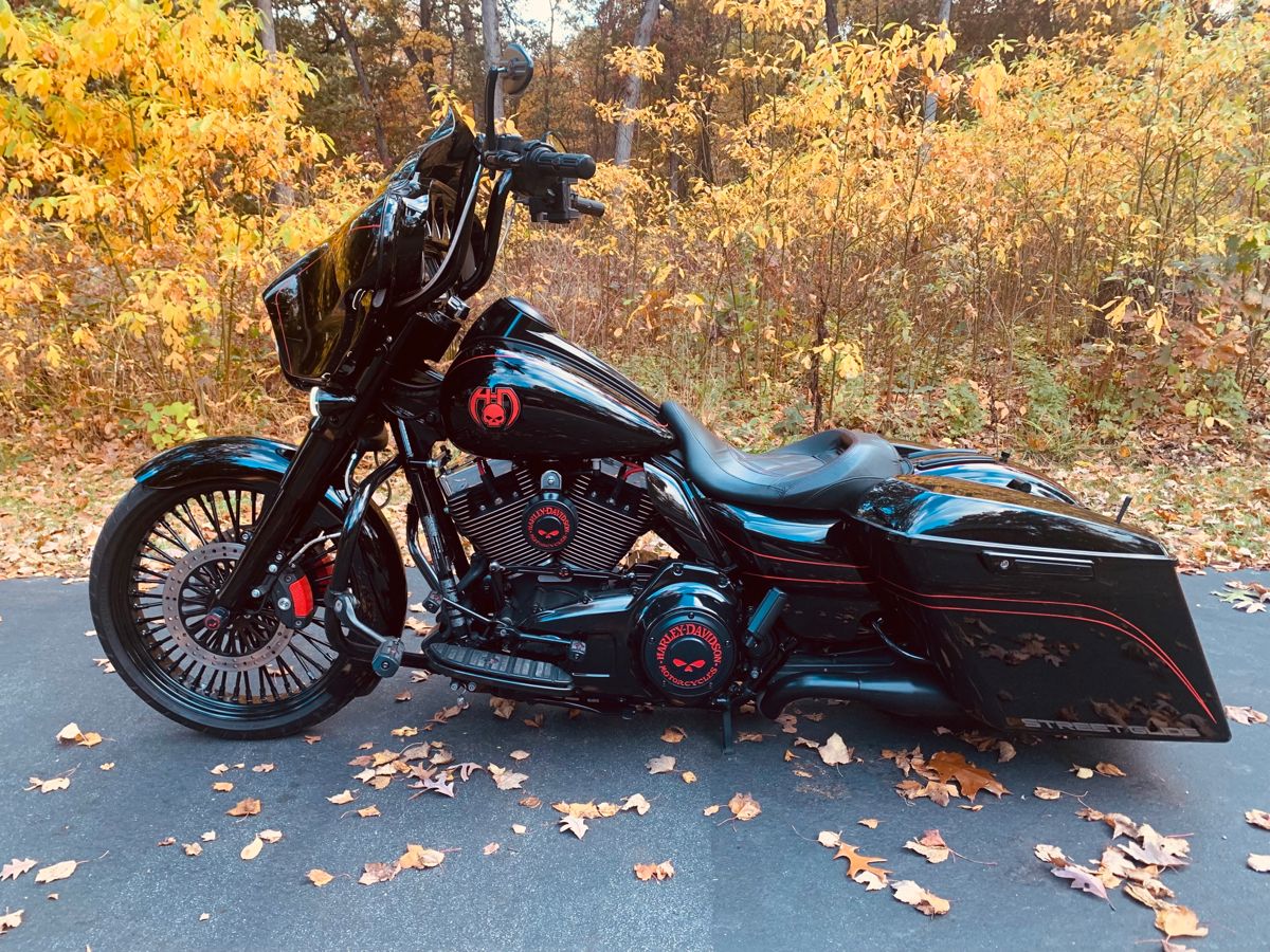 KANSAS BORN tweet media