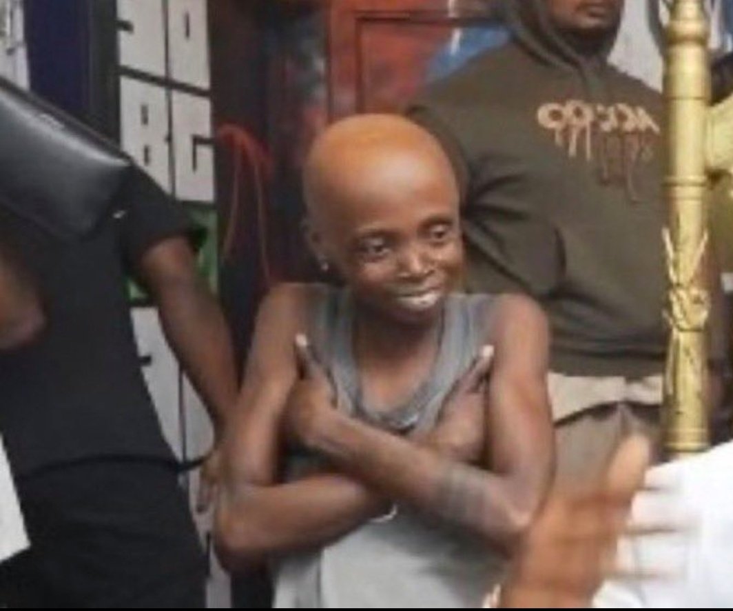 ishekegift's tweet photo. Sniper has lost its credibility 😭😂
 Grape keh omo country hard everybody dey find source of livelyhood 😂 
#mirabel https://t.co/IzXGa4IHwL