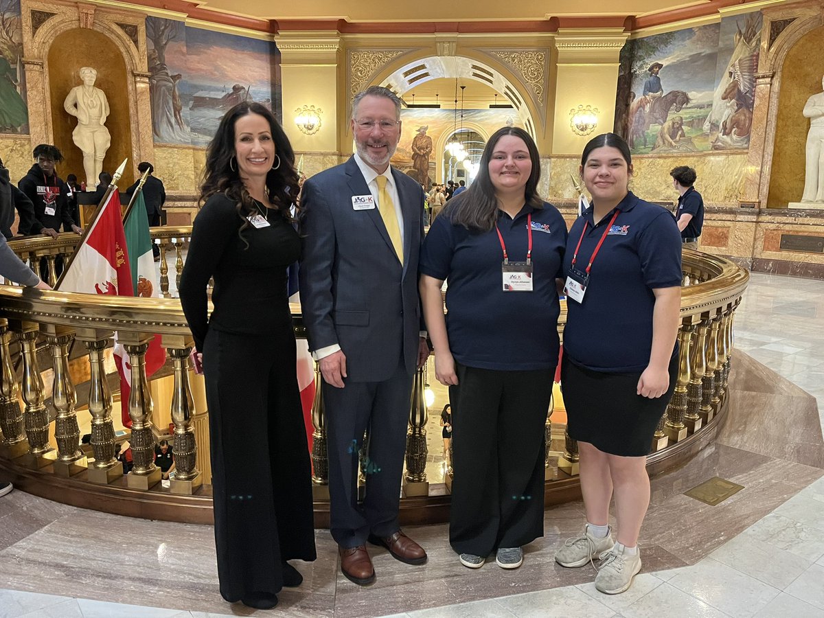 Chuck Knapp tweet media