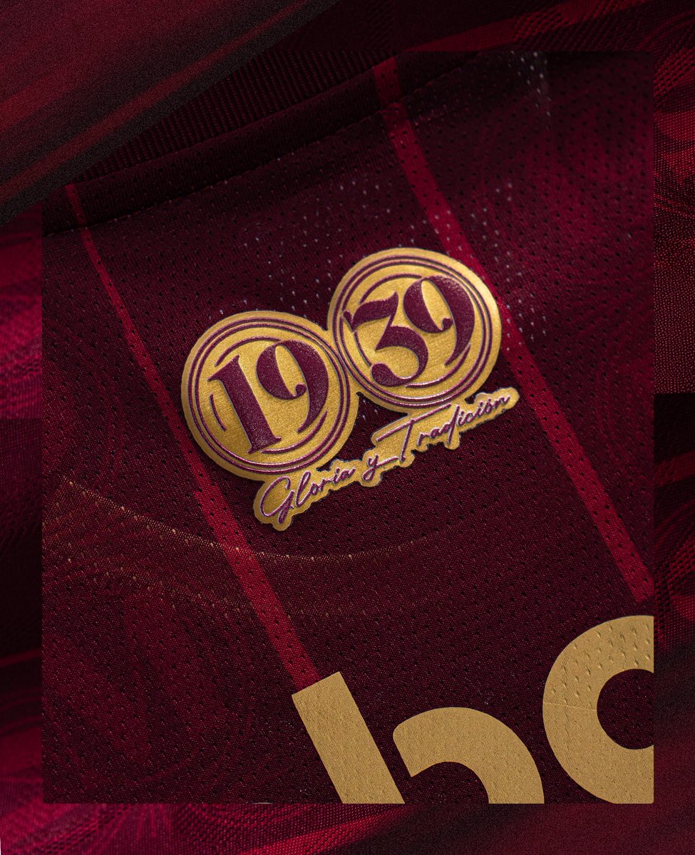 Nuestra camiseta alterna. 🩵💙
GLORIA Y TRADICIÓN DESDE 1939 
#idolo #macará #ambato 

Ya disponible en los locales de Boman de:
- Paseo Shopping
- Calle Mariano Egüez y Av. Cevallos 
- Calle 13 de Abril y Mera.
$46
Venta nacional e internacional:  0983305902