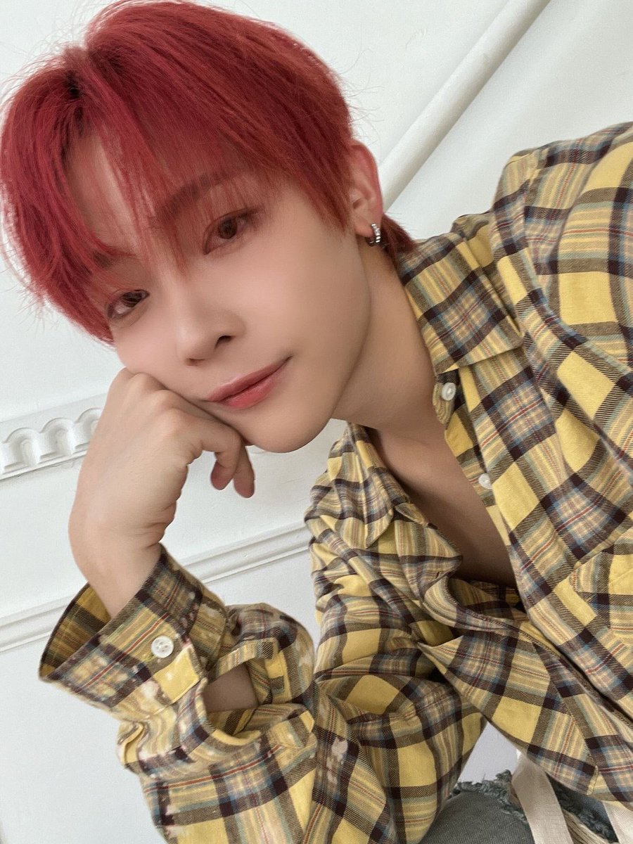 taromorgteam's tweet image. red nichojoo💋