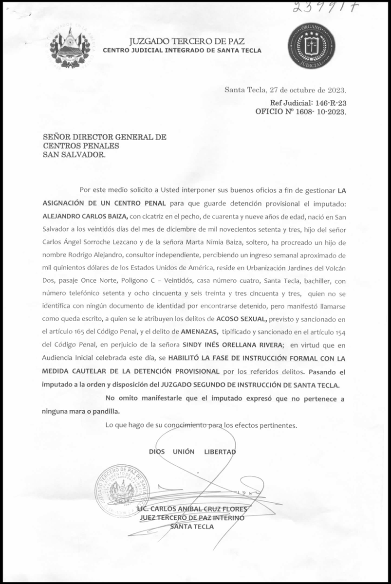 INFERNO_sv's tweet photo. En medio de su drogadicción y lagunas mentales... hoy en Facebook se pone a ordenarle a la FAES  dar golpe de estado al Sr. presidente Bukele, Por cierto este drogo denle nuevamente captura porque es un peligro para la mujer y denle tratamiento psiquiátrico. https://t.co/IjfVxBRWq4