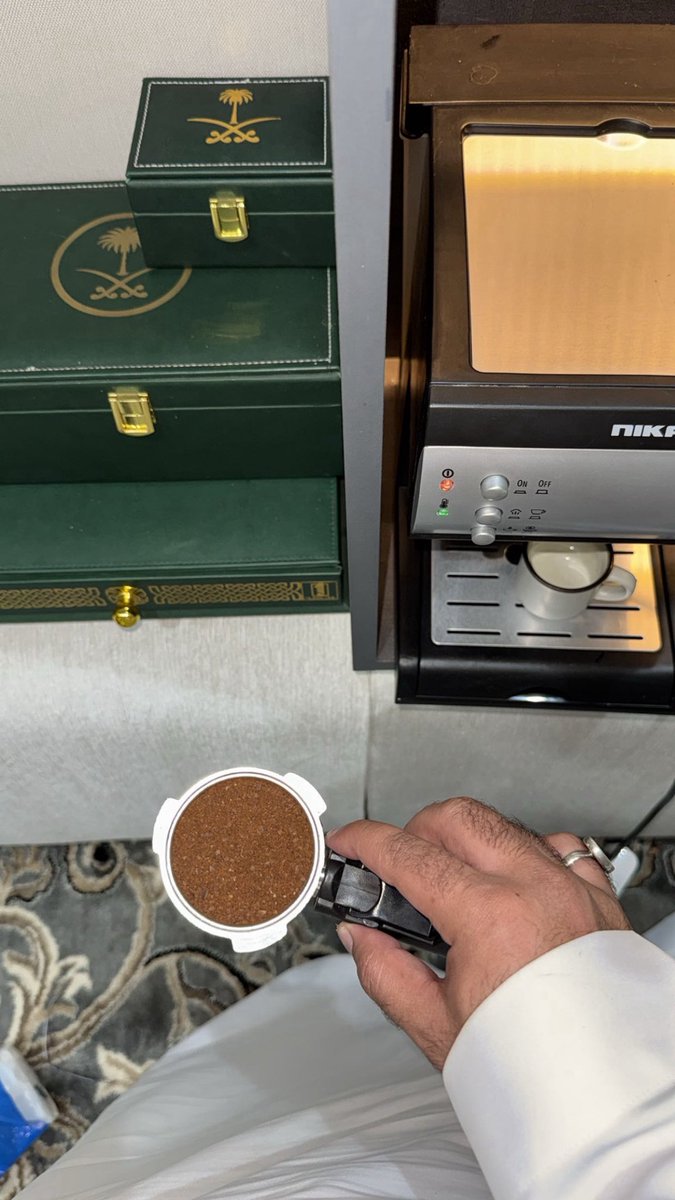 اخترت راحة خاطري والناس فالكون الفسيح 
ماعاد اطالع في مزاياها .. ولا في عيوبها
— فهد الحماد
<a href="/FahadAlhammad/">فهد الحماد</a>