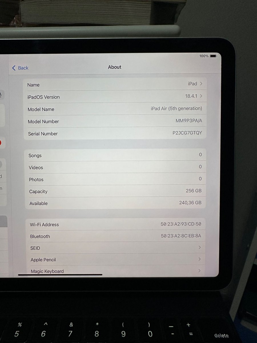 Unpadfess tweet media