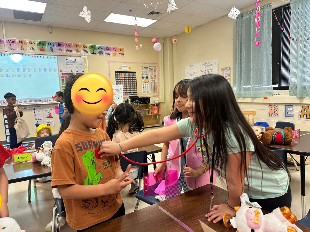 magicalmrsgill's tweet photo. Today in kinder we introduced jobs and how different people work to access wants and needs. Thank you for the costumes @NISDElemSS 👩🏻‍🔬���👩🏼‍🌾🔨@NISDOtt #OttWorldTour https://t.co/ljMMYRAJ1B
