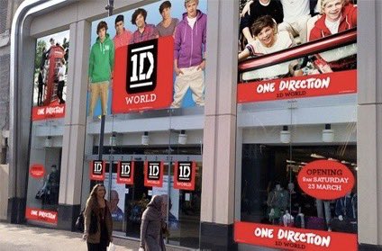 payno_foreever's tweet photo. if we could only have this life for one more day, if we could only turn back time. https://t.co/9I3AFugJtN
