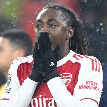 JustifiedTips's tweet image. Netflix subscription renewed 
Netflix FC