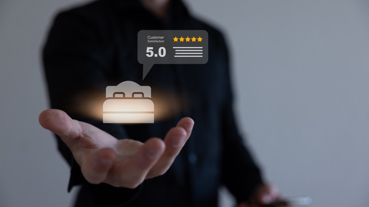 CHR : leurs nouvelles stratégies face aux recommandations générées par l’IA: En 2025, 35% des Français ont demandé conseil à une IA pour choisir un lieu de restauration ou d’hébergement. Face à cette tendance, les… dlvr.it/TR2Pzb #hotellerie #restauration #chr