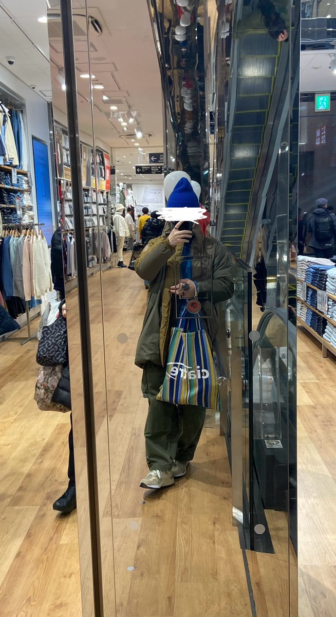 takachijin's tweet photo. <ある日の服装 334>
9℃☀️
#monkeytime
#beamsboyWILDTHINGS
#harleyofscotland
#m47VINTAGE
#newbalance992
#comoli
#tomwood
#hermes
#maisonmargiela
#ciatre https://t.co/msJQ3PhPqs