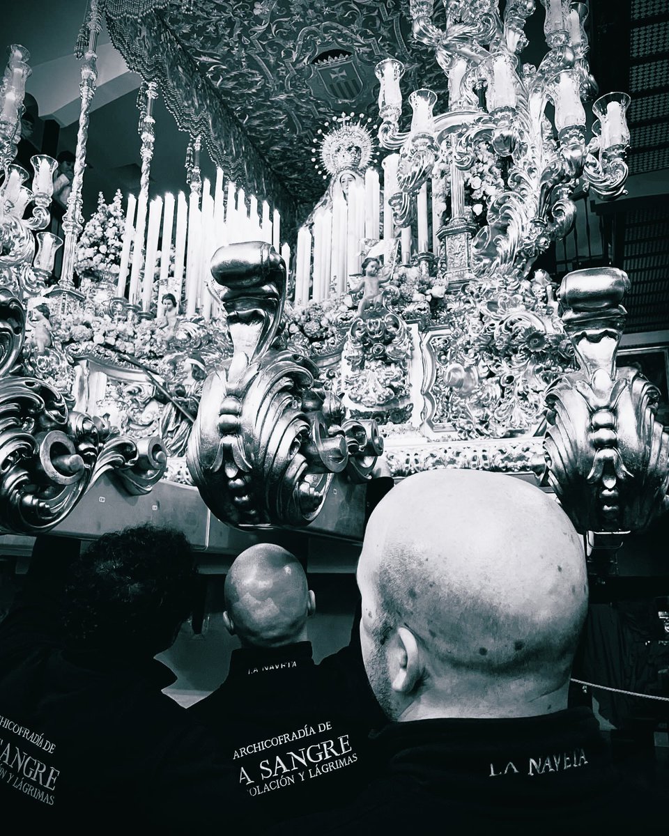 ✝️ Miércoles de ceniza..

Cuaresma, 40 días. Tiempo de oración donde hemos de encontrar el silencio necesario para poder escuchar el brote del trigo bajo la tierra fría.

- Empezamos a descontar…

#archisangre #CofradiasMLG