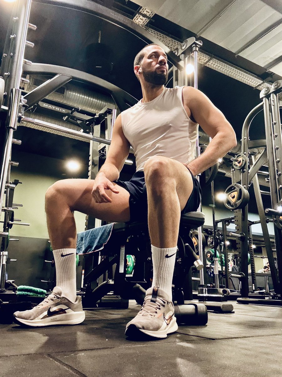 leoescobar03's tweet photo. #Training #Motivation #fitness https://t.co/wmMVZ32G80