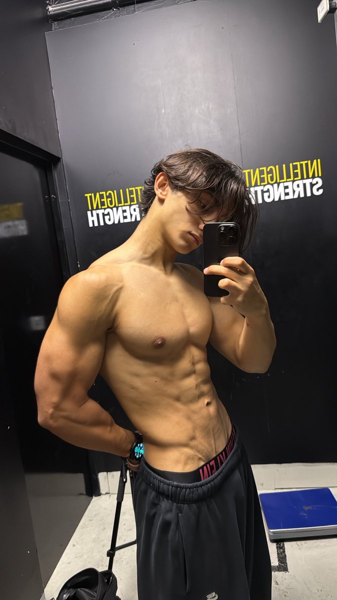 tunaesthletic tweet media