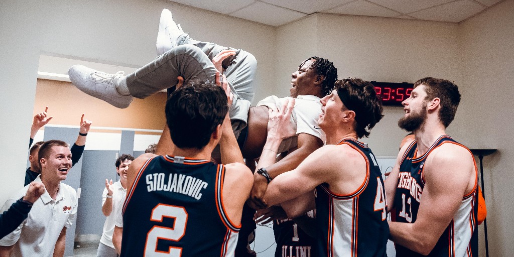 IlliniMBB's tweet photo. The ones who keep it going! 

Shoutout to all of our managers during Manager Appreciation Week! https://t.co/aKNdnfbP7h