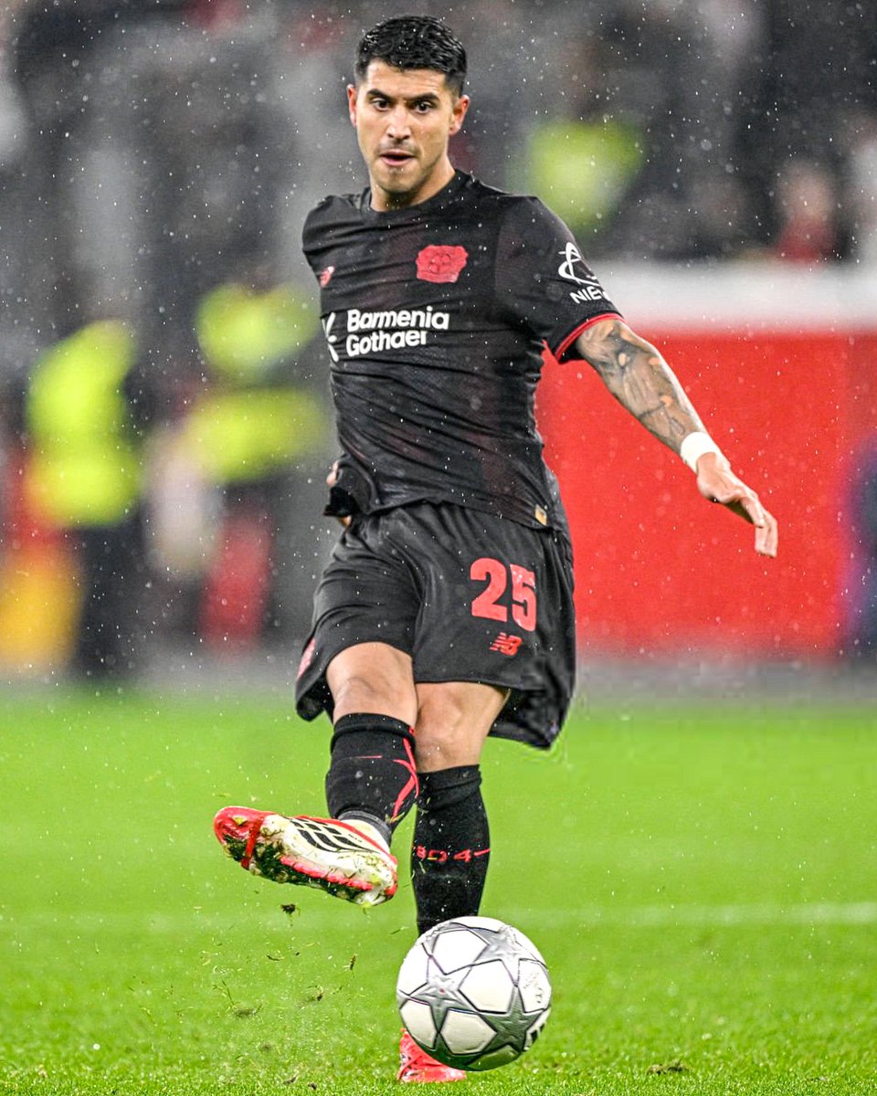 🇦🇷🔝 Gran partido de EXEQUIEL PALACIOS en la victoria de Bayer Leverkusen ante Olympiacos en Champions League por 2-0:

◉ 1° en pases precisos (86).
◉ 1° en quites (4).
◉ 1° en duelos ganados (9).

🌐 Todos los registros estadísticos EN VIVO están en dataref.net