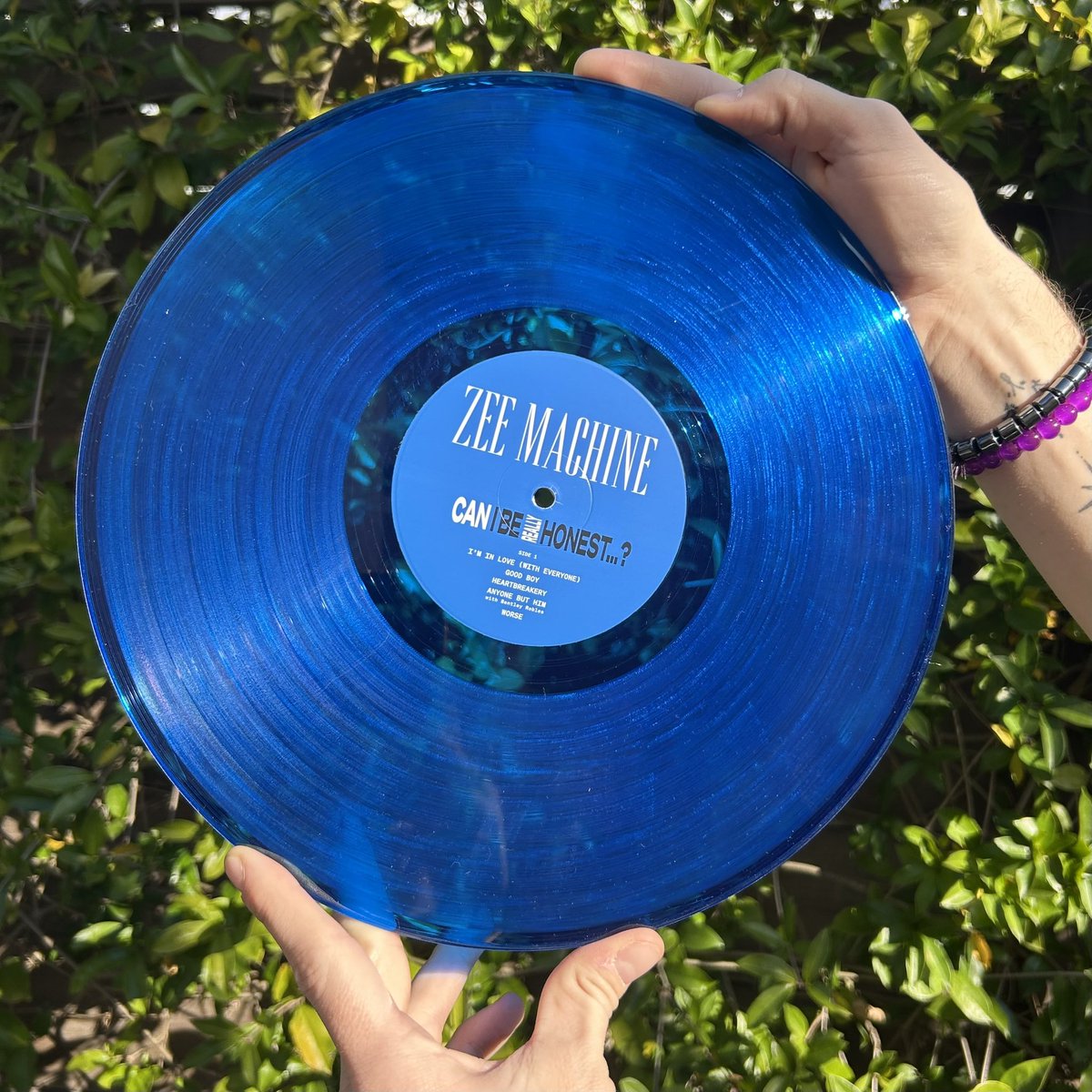 “CAN I BE REALLY HONEST…?” VINYL ON SALE AND GOING FAST. (No, really.)

zeemachine.myshopify.com/products/canib…