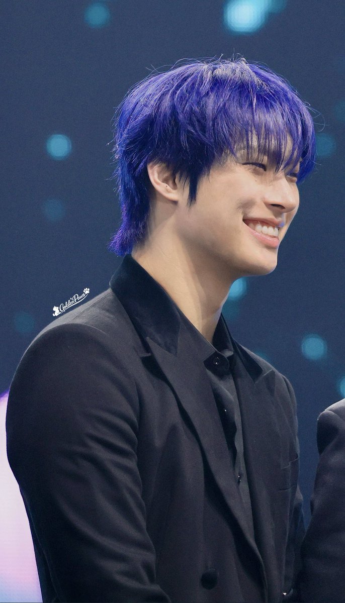 mingititis's tweet photo. so pretty when he smiles https://t.co/OSmqjPGoZr