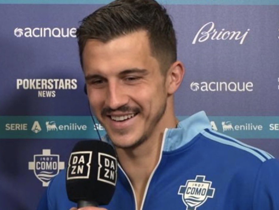 “È un buon punto, anche se potevamo anche vincere. Cosa ci chiede Fabregas? di entrare in campo sempre con concentramento e dare tutto”

“Intendevi concentrazione!” (da studio, ndr)

“Sì scusate eh per me campo sarà sempre di concentramento” (risate, imbarazzo, saluti, ndr)