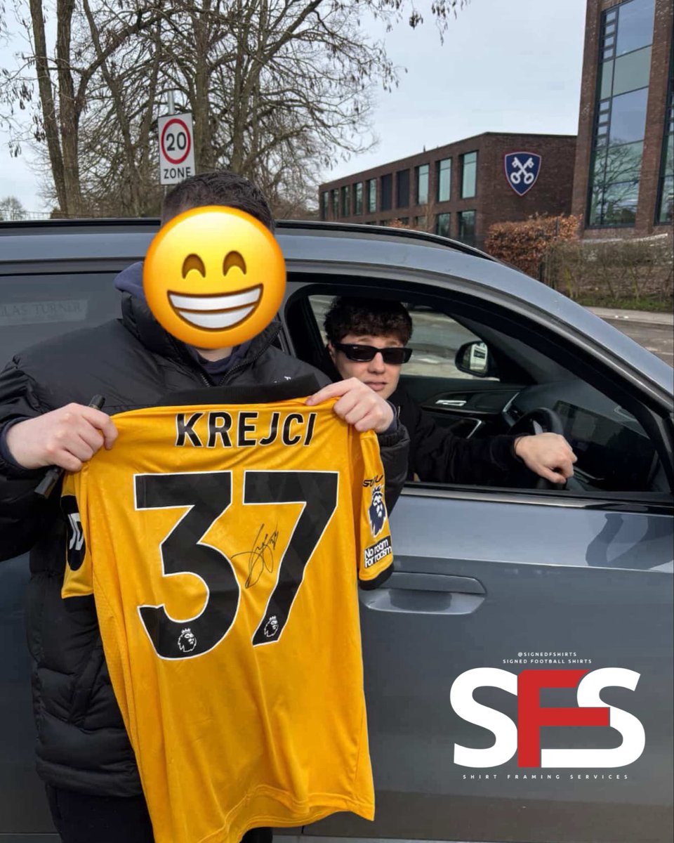 Signed Football Shirts & Shirt Framing Services tweet media