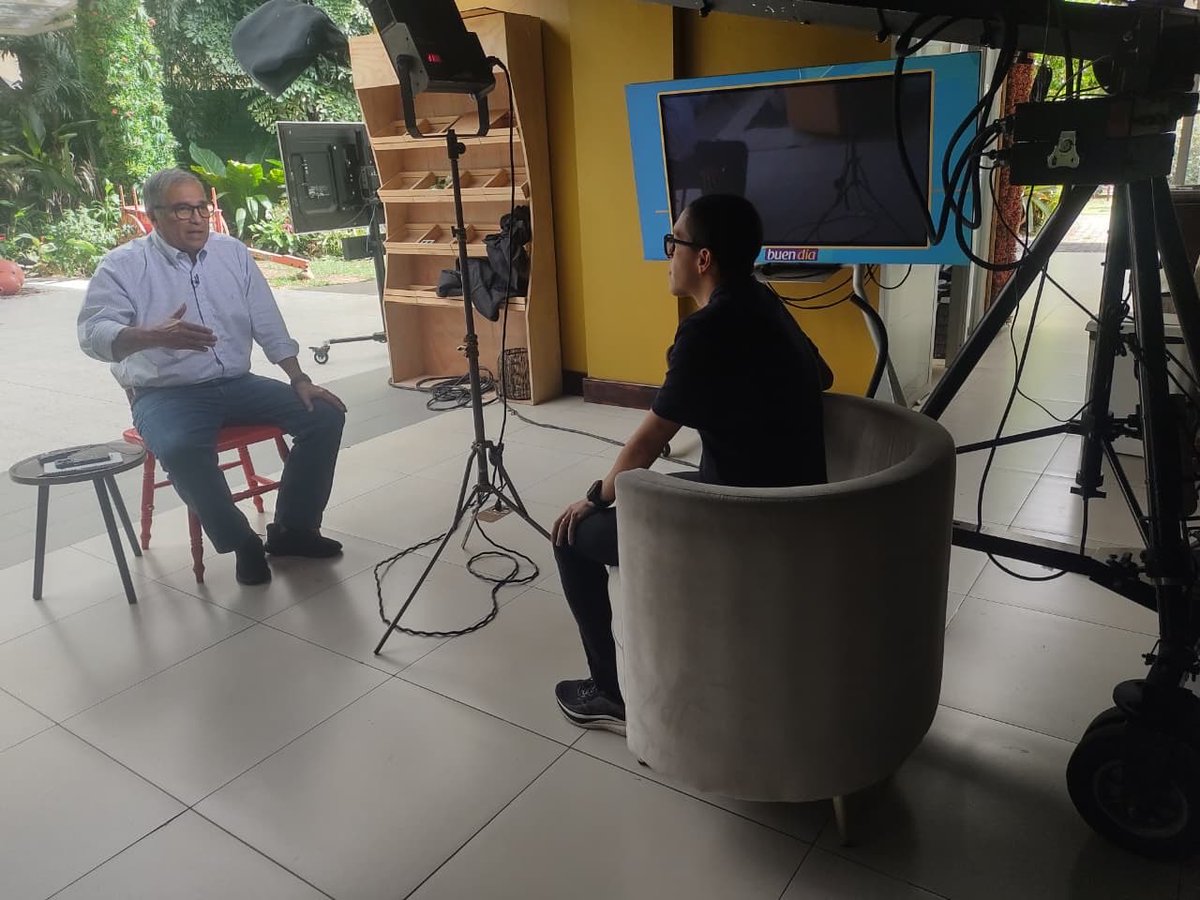 Una linda charla con don <a href="/RArtaviaL/">Roberto Artavia</a> sobre las sensaciones de cara a su primer clásico como presidente de Saprissa 🟣⚪️⚽️