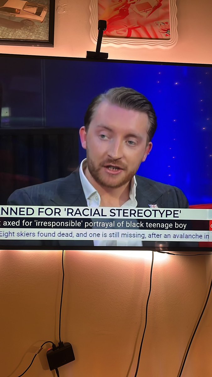 erinmarysmith's tweet photo. @GBNEWS spouts about a rainbow lanyard but being a contestant on ru Paul’s drag race. Baby just say you were rejected from the twink community https://t.co/TlSVxg0rmU