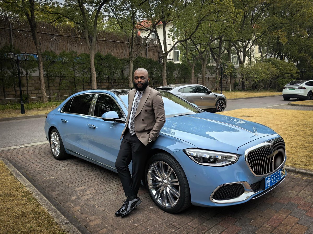 Aujourd’hui, c’est mon anniversaire.

Je ne célèbre pas seulement une année de plus. Je célèbre une année de plus pour bâtir, investir et transformer.

Chaque année qui passe me rapproche de ma mission : industrialiser, créer des emplois et préparer un héritage durable.

Je