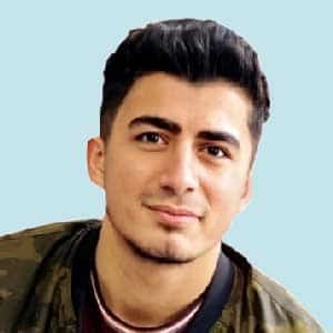 maryam_yahyavi's tweet photo. حکم اعدام #محراب_عبدالله_زاده در دیوان عالی کشور تایید شد و در خطر جدی حکم اعدام است 
#نه_به_اعدام https://t.co/OPjtXTrcIr