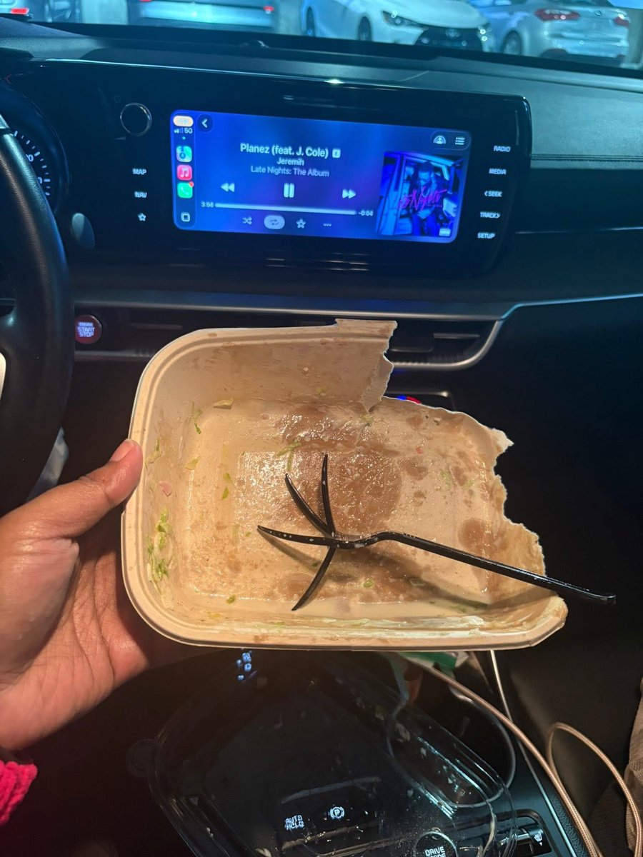 MrMonkeyFN tweet media