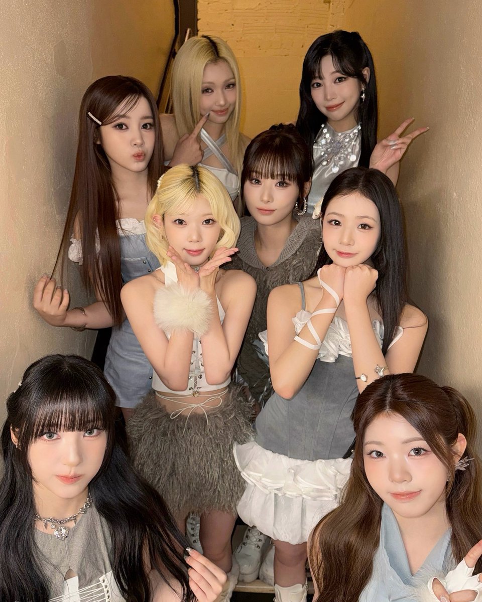 sheep_8291028's tweet photo. Good morning EverAfters🌅

#UNIS #유니스 https://t.co/quFbki5hM3
