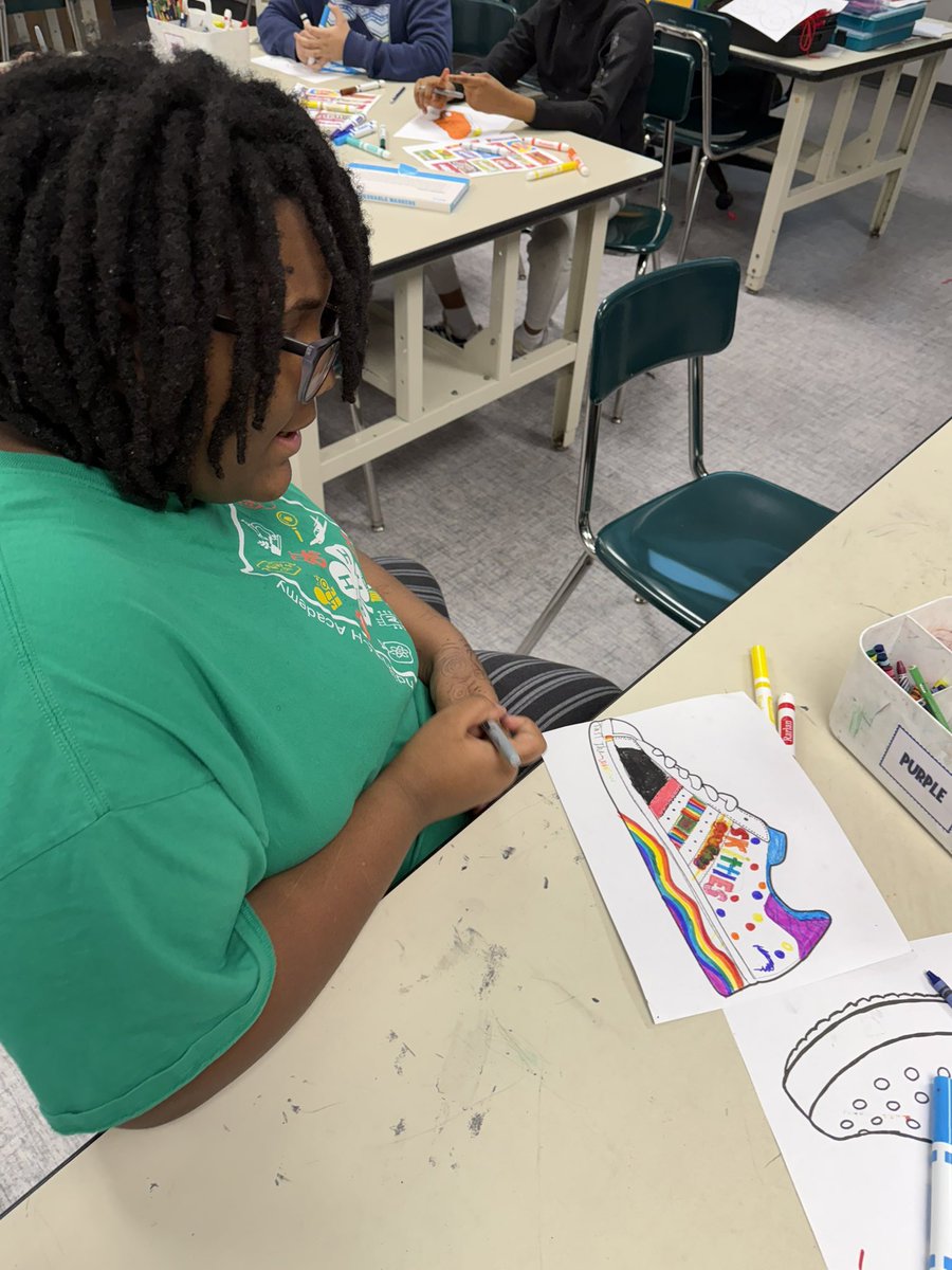 SFE ARTISTS tweet media