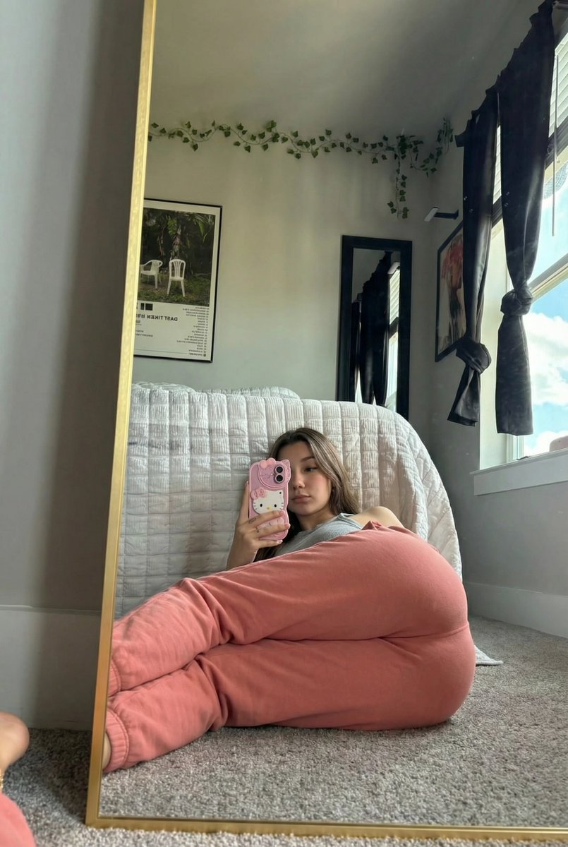 I send my ( ‿ ɣ ‿ ) to all those who say "hey" 🙈