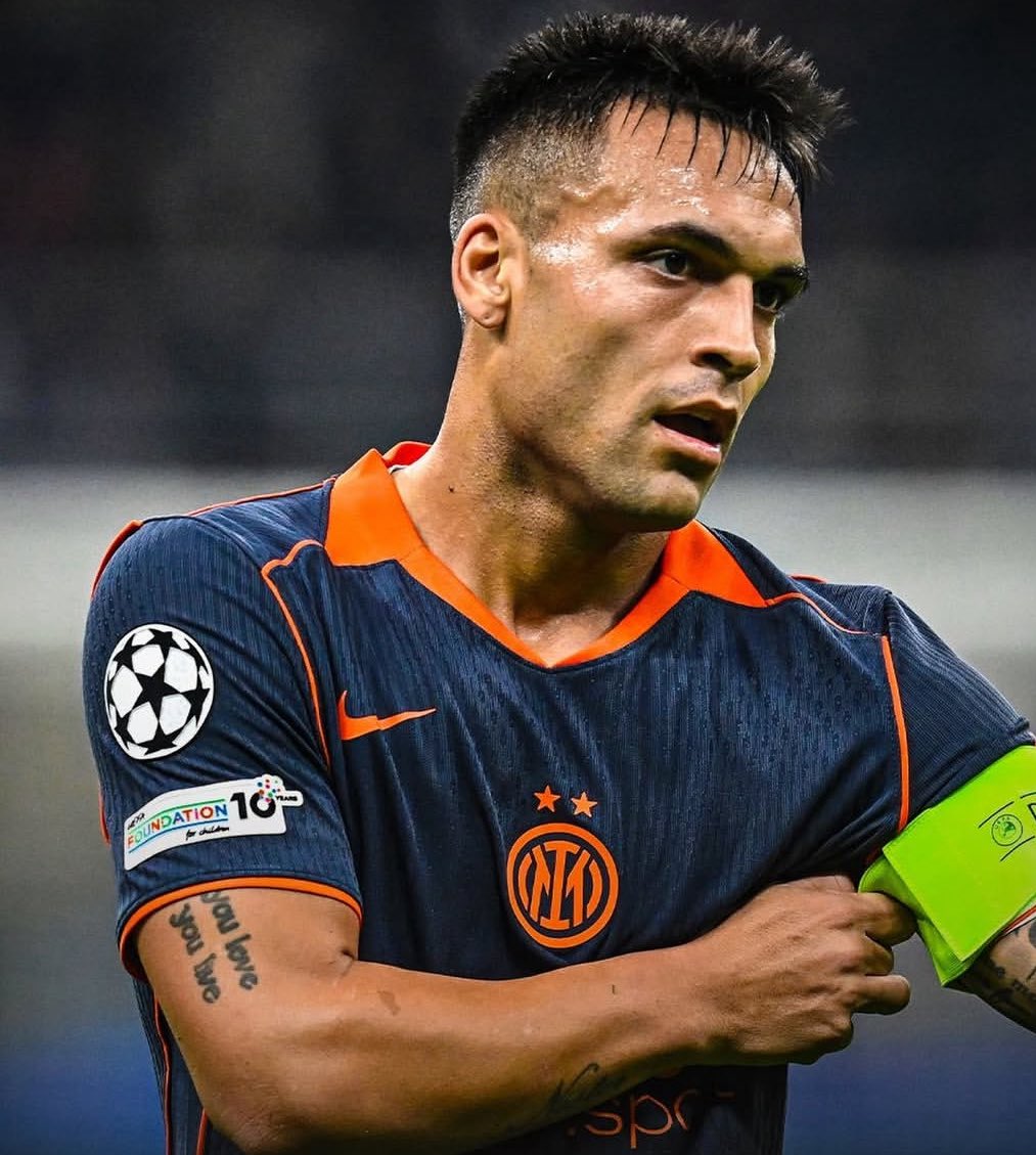Chivu:

“Lautaro l'abbiamo perso, si è fatto male, infortunio abbastanza serio”.