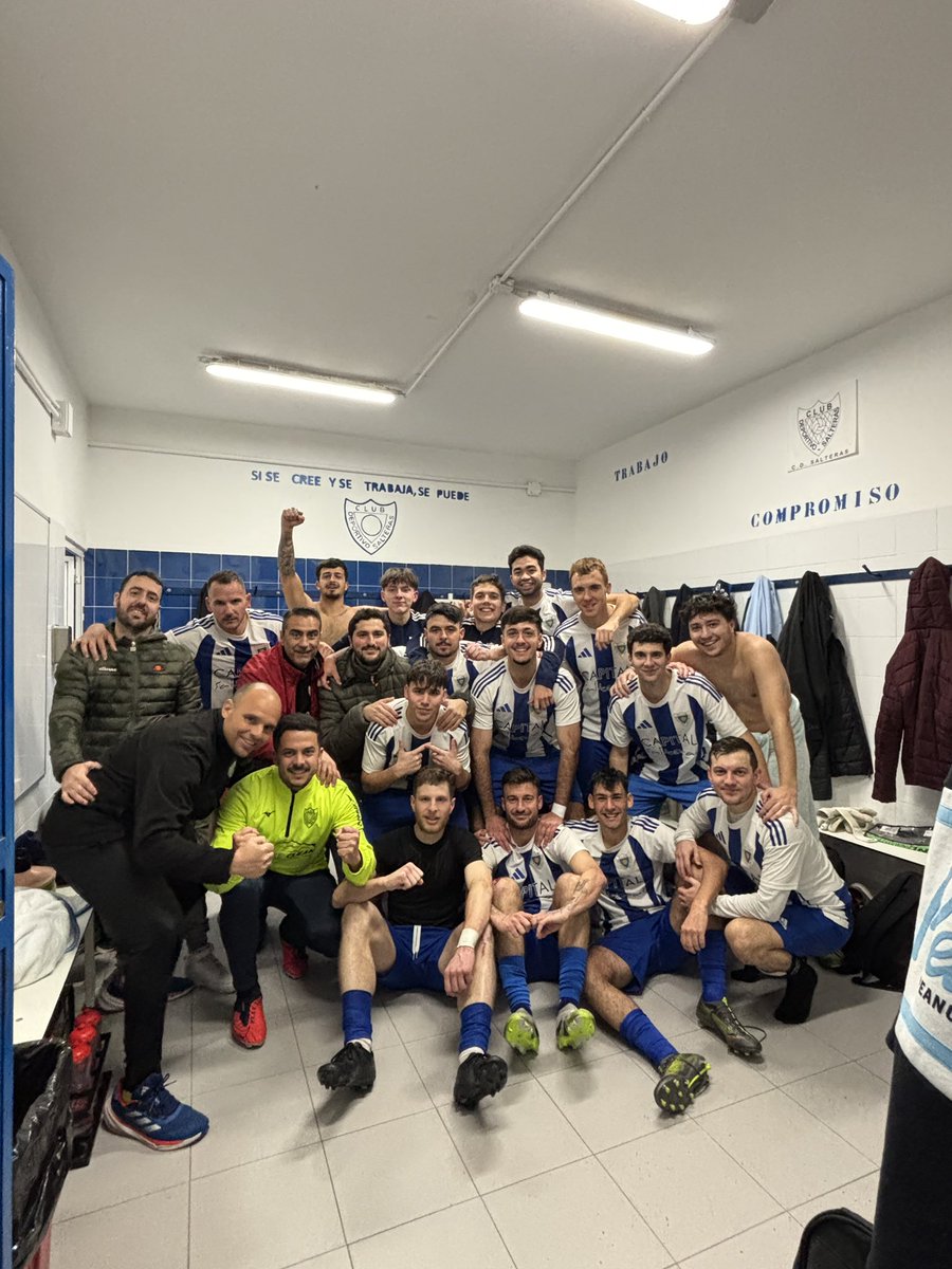 CDSalteras's tweet photo. 📸 La foto del +3

#PasionQueNaceEnCasa🔵⚪️ https://t.co/TKvzpddpMX