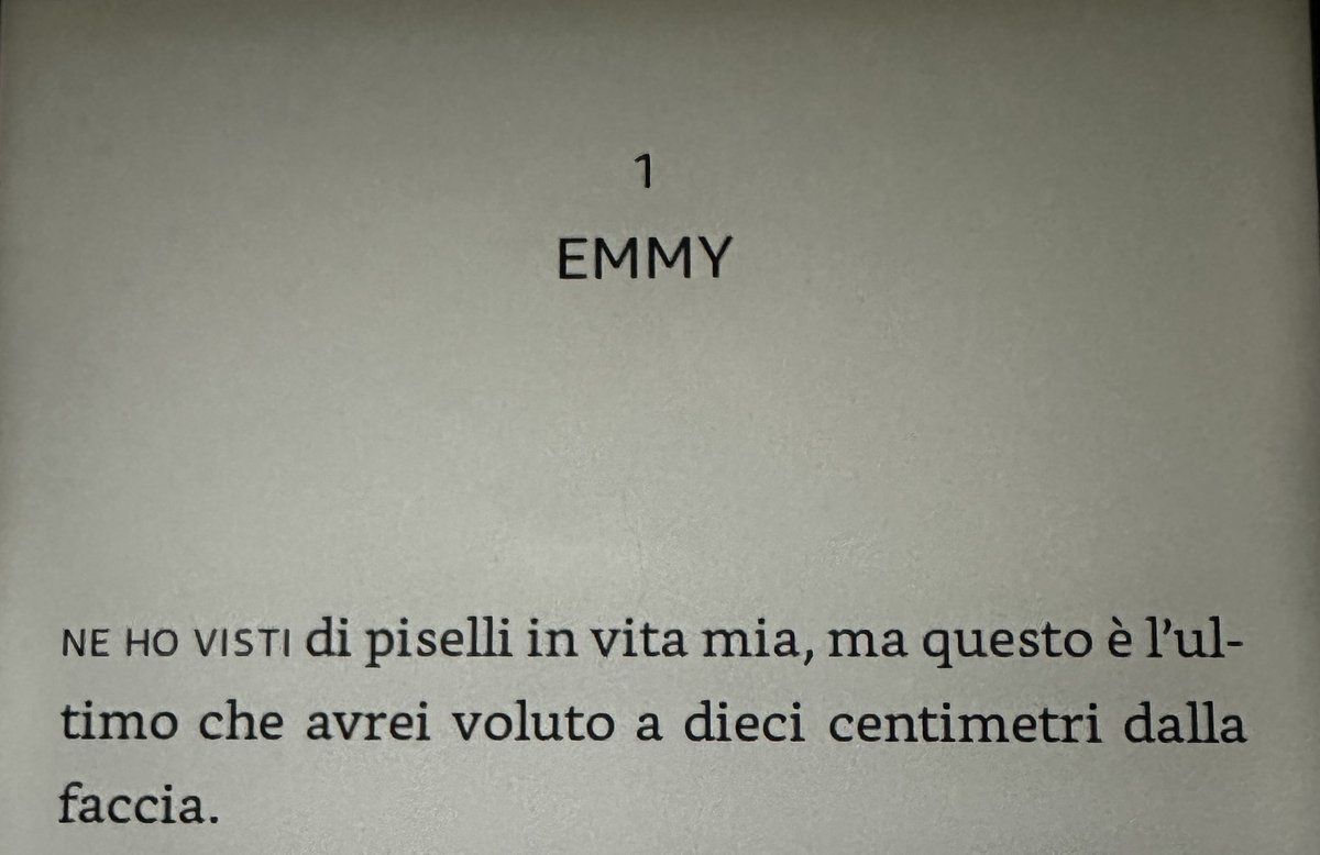 io e la mia amica leggiamo questo romance appena uscito il primo capitolo: