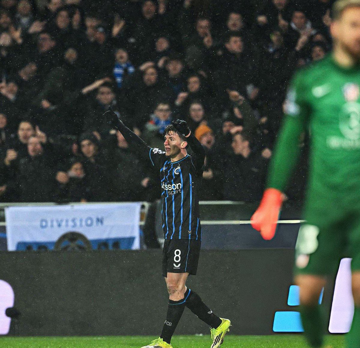 KingVasilopita's tweet photo. CHRISTOS TZOLIS. ICE IN HIS VEINS. 🥶
#CLUATM | #EthnikiOmada | #UCL https://t.co/VHKt7FLczs