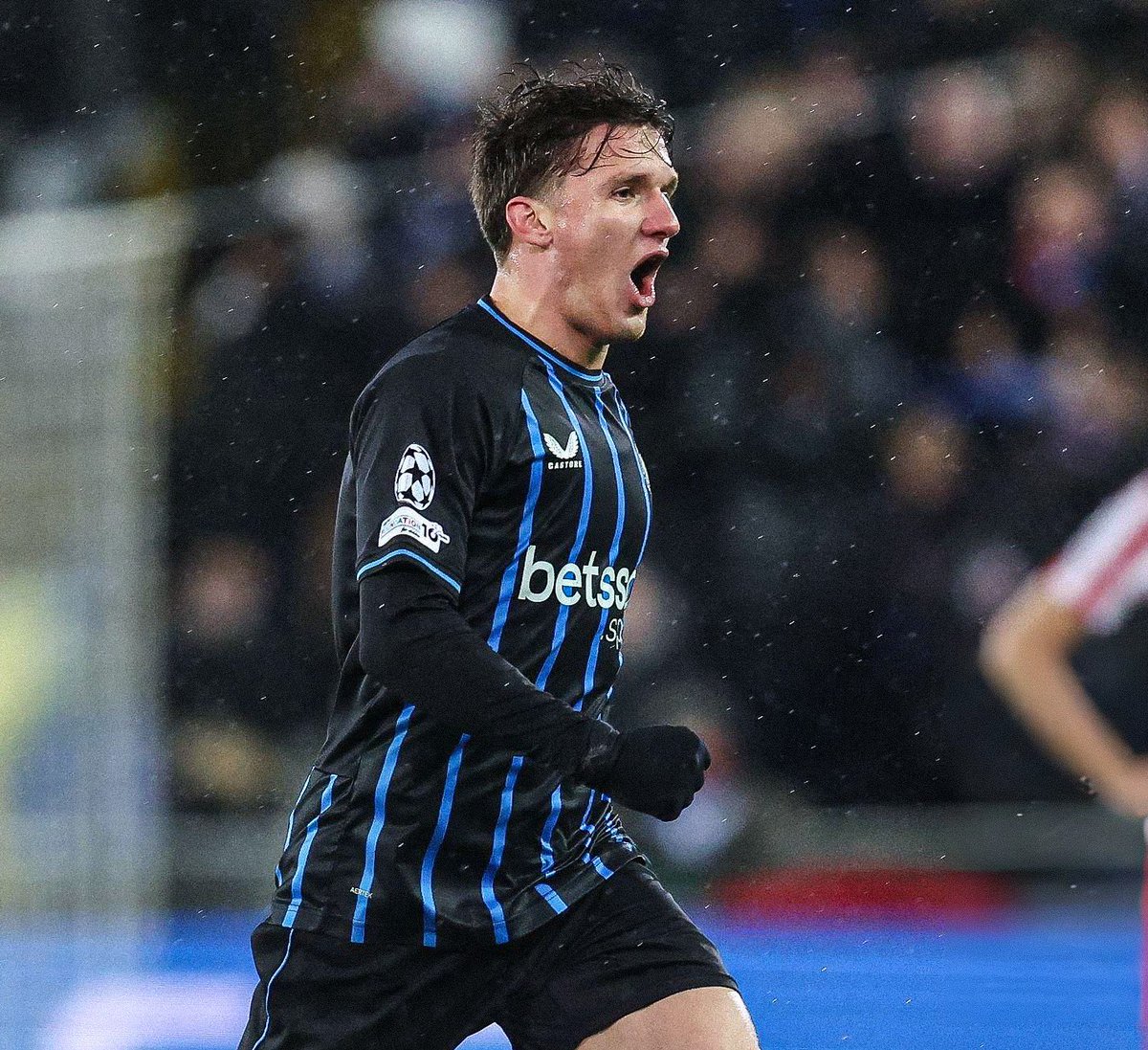 KingVasilopita's tweet photo. CHRISTOS TZOLIS. ICE IN HIS VEINS. 🥶
#CLUATM | #EthnikiOmada | #UCL https://t.co/VHKt7FLczs