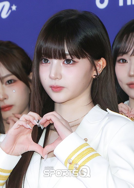 📸 press photo | #YeonJi 'Chic Heart' #tripleS #트리플에스