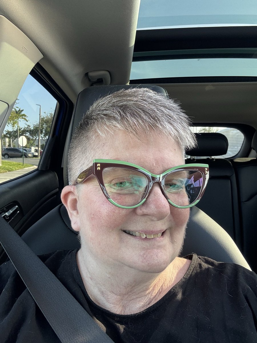 marité irimia🇺🇦 (@mti_whatever7) on Twitter photo 