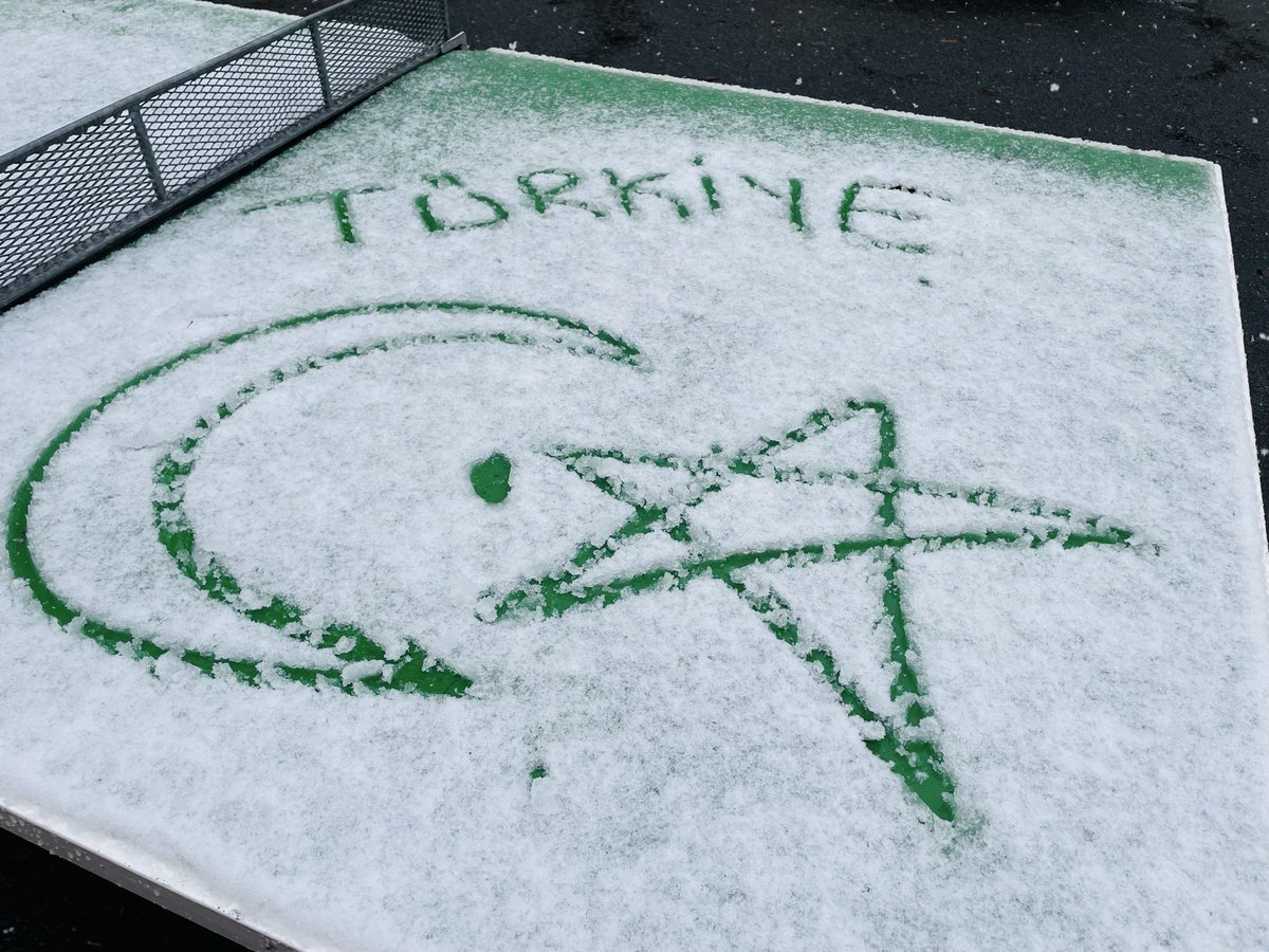 İsviçre’de kar
Gönlümüzde 
Memleket var 
Hayırlı ramazanlar