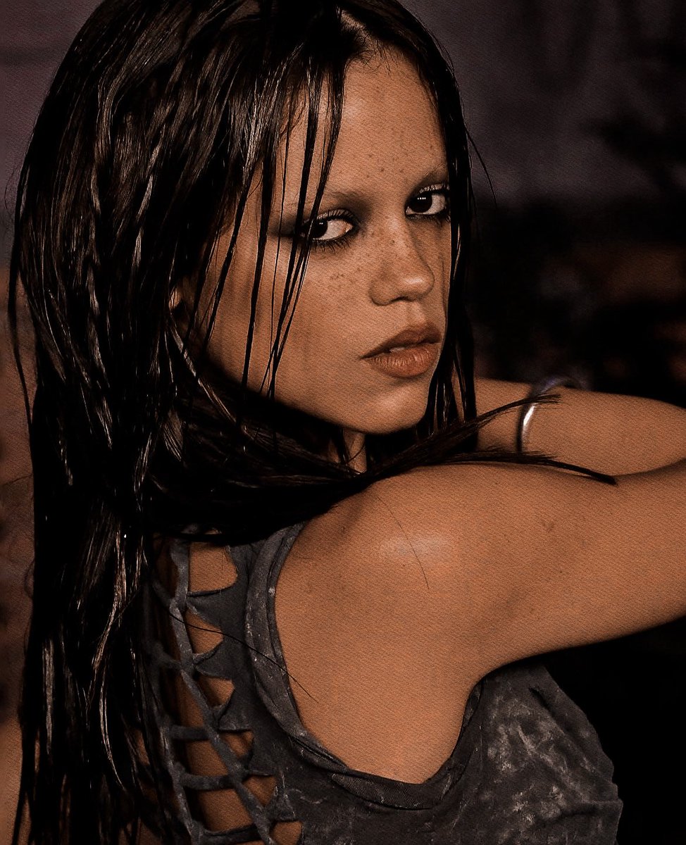 𐙚 𝑆𝑂𝐹𝐼𝐴 𝐶𝑅𝑈𝑍 tweet media