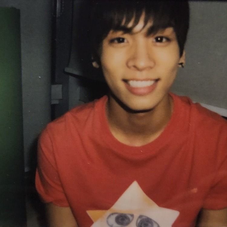 🌙💫 (@everyjongday) on Twitter photo 