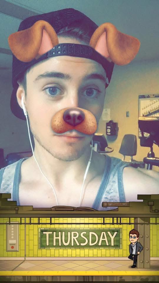 IlyasCigarette's tweet photo. the fact that while shane was having a deep internal crisis in 2016, hayden was probably messing around with snapchat filters and doing the fucking mannequin challenge https://t.co/TwXtk1MzEA