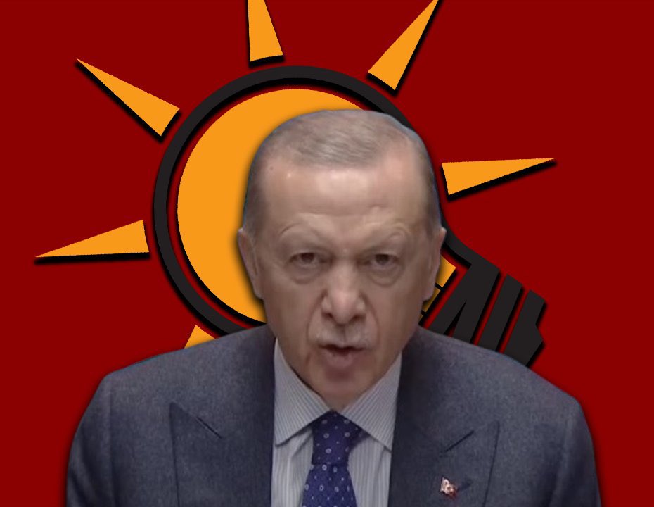 hala bir sürü insan oturup suçluyu başka yerde arıyor.. diziler, oyunlar, animeler bile hedef gösterildi.

bu ülkede hukuktan da, katilden de, tecavüzcüden de RECEP TAYYİP ERDOĞAN sorumludur. çok uzaklara gidip düşünmenize gerek yok. 22 yıldır bu ülke bu ucube yüzünden bu halde.