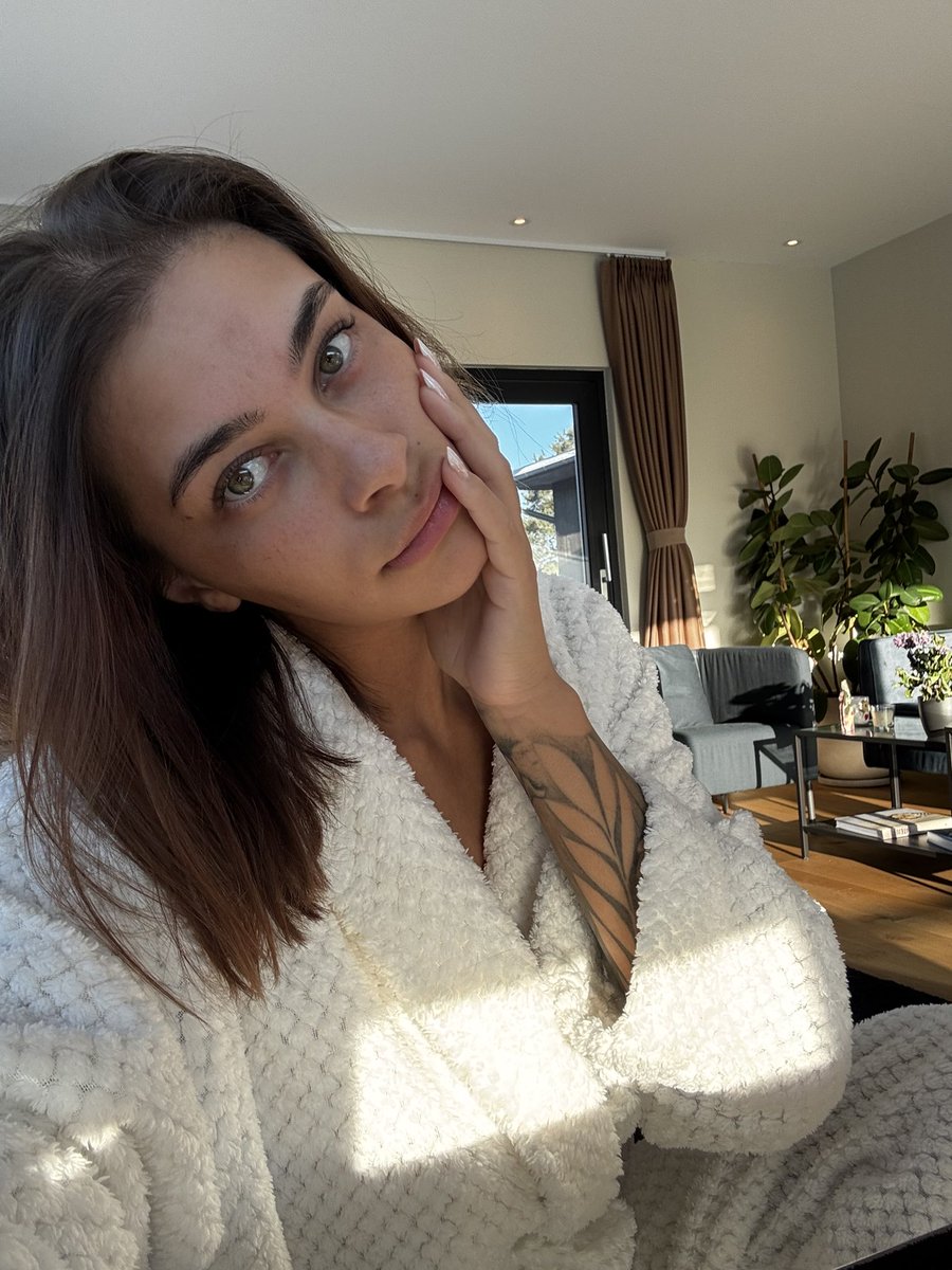 Valentina Myriad tweet media